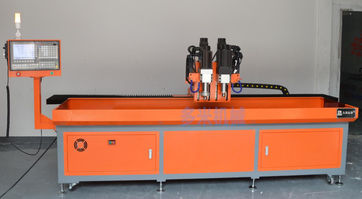 熱熔數(shù)控鉆孔機